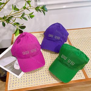 Casquette de baseball en coton de créateur avec lettre de diamant Femme Luxurys Green Hats Can Hommes Femmes Casquette SunHats Sports Mesh Trucker Fitted Hat Punk Base Ball Pink