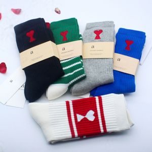 Chaussettes en coton de créateur pour hommes et femmes, couleur unie, motif de broderie rayé, classique, noir, blanc, respirant, confortable, mode, haute qualité, cheville, sport, amirlr