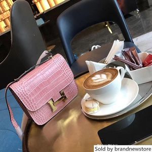 Bolsos de diseñador de marca de piel de cocodrilo para mujer, bolso cruzado de estilo artístico Retro romántico, bolso de hombro elegante y discreto 324