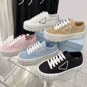 Designer hoogteverhogende schoenen Platform Casual canvas sneakers voor dames Luxe nylon TOPDESIGNERS035