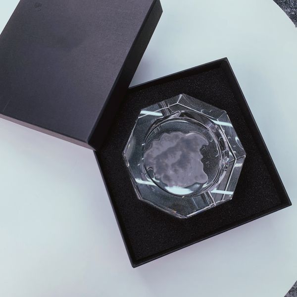 Cenicero de cristal de diseñador con logotipo en relieve 3D, caja de regalo transparente para el hogar para hombre