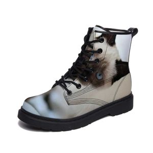 Diseñador Botas personalizadas Hombres Mujeres Zapatos Triple Blanco Blanco Flat Flat Mens Sports Flat Sneakers Gai