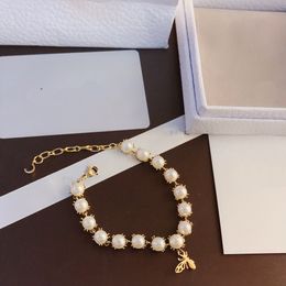 Designer D Logo Bracelet 18K Gold Dames Pearl Chain Bracelet Fashion Engagement Love Travel Sieraden Hoge kwaliteit 2023 No Fade Wholesale Bracelet L044