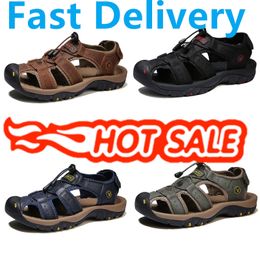 Designer Dad Sandales Platform Dames Sandalen Papa Sandalen Schoenen Leer Kalf Gewatteerde Slippers Zomer Opa Sandaal Rond Strand Gesp Zachte Schoen 79