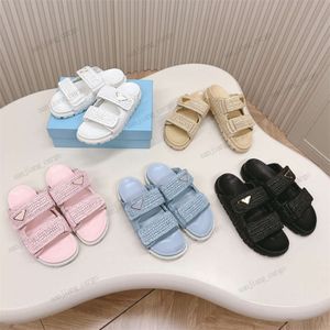 Diseñador papá sandalias zapatilla rafia sandalias de paja mujer triángulo logo hebilla plataforma de punto de paja diapositivas playa alpargatas mulas zapatilla sandalia resbalón en mulas