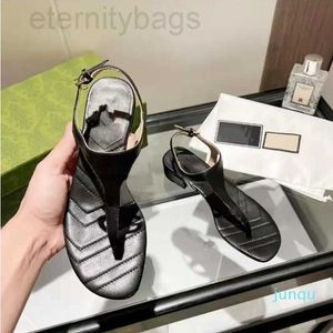 Designer Design 2023-New Fashion Women's Sandals Sandals Slippers Leather Low Heel Maat 34-44 GGity