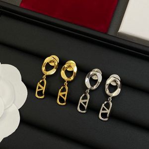 Designer Designs Nouvelle Mode Atmosphère Boucles D'oreilles Élégantes Femme Designer Boucles D'oreilles Femmes Anniversaire De Noël Anniversaire Préféré Nouveau Cadeau