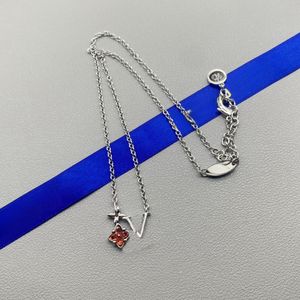 Collier avec pendentif minimaliste pour femme, design personnalisé, tendance et magnifique, coffret cadeau