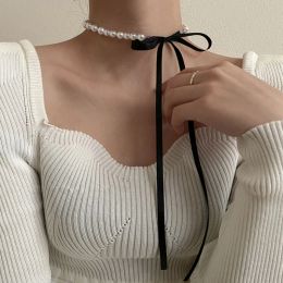 Collier de diamant de concepteur Accessoires Mode Perle d'imitation Perlée Clavicule Chaîne Longue Ruban Noeud Noeud Ras Du Cou Court Bijoux Pour Hommes