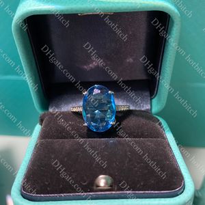 Anillo de diamantes de diseñador Anillo de bodas de alta calidad para mujer Exquisito Compromiso Joyería de piedras preciosas Regalo de San Valentín con caja