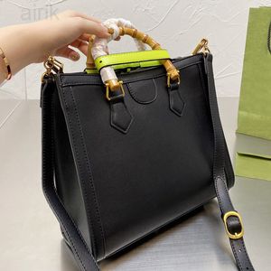 Damesbakken Tassen Designer Diana Bamboo Handle Tote Tas Italië Merk Women Fashion Echt lederen kleine bakken handtassen vrouw winkelen schouderhandtas