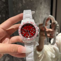 Designer Ditong na Ceramic Ladies Timing Automatic Timing Quartz Resing Watch wen le Même modèle C Factory Panda Di 4130 Machine