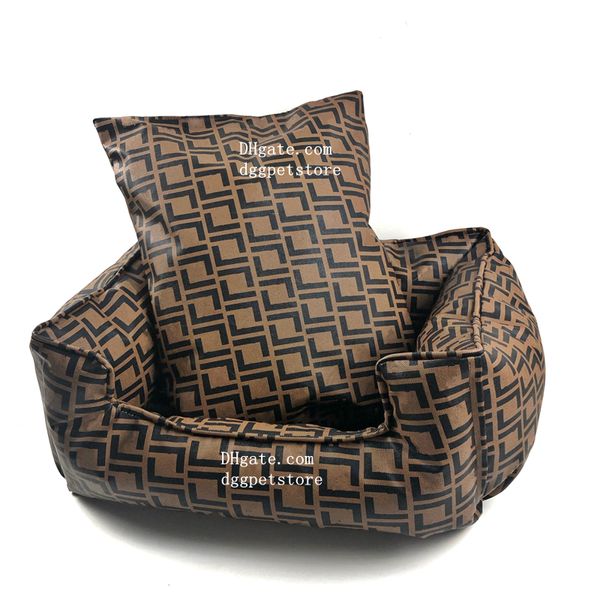 Lits de chiens de créateurs avec motif de lettres classiques Sofa pour chiens imperméable, pour les petits et moyens chiens, chat, lit pour animaux de compagnie rectangulaire en cuir PU.Couleur brune (petite) m29