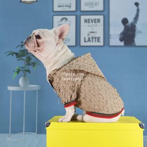 Designer hondenkleding merk hondenkleding Luxe hondenhoodie met klassiek letterpatroon Premium huidvriendelijke puppyjas Zacht warm huisdierenjassen voor kleine grote honden L A415