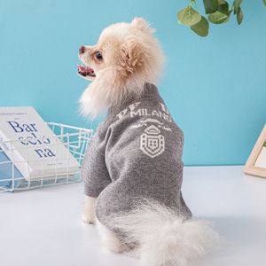 Marca de ropa de perro diseñador marcas de perros para perros invernales calientes de mascotas calientes tortuga de cuello alto mazo frío mascotas abrigos ropa para perros pequeños perros
