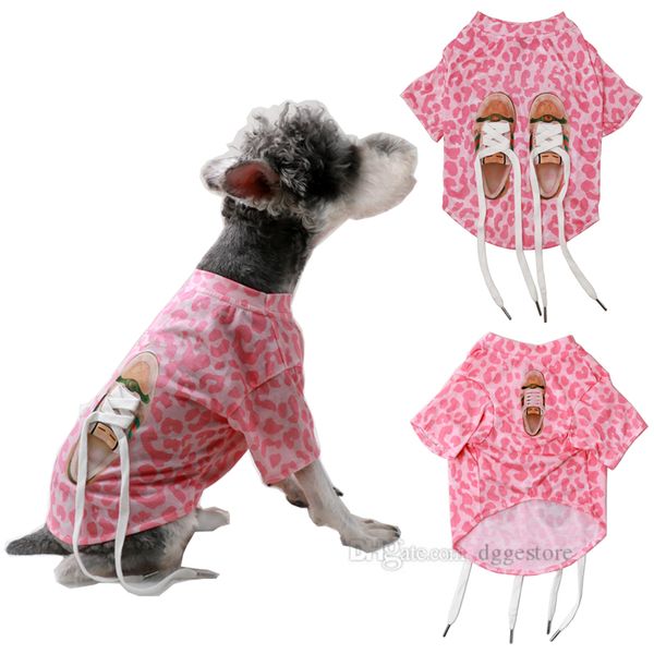 Diseñador de ropa para perros Marca de moda Ropa para perros Impresión por sublimación Letras clásicas Zapatos interesantes Camiseta para mascotas para perros pequeños Schnauze Yorkie Poodle Pink S A341