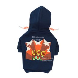 Designer hondenkleding Luxe hondenkleding Warme hondenhoodie met capuchon en klassiek letterpatroon, koud weer hondensweatshirt voor kleine middelgrote honden Gezellige winterhondenjas S A987