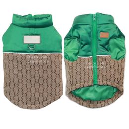 Designer Chiens Vêtements de chien Hiver Vares de chien Lettrage classique Modèle de chien Mateau d'hiver, Chien du vent Veste temps froid avec anneaux en D, manteau chaud pour chien d'hiver pour petit chien 872