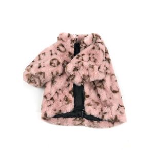 Vêtements de styliste pour chiens et animaux de compagnie, mode d'hiver marron, manteau en fourrure épais pour chat, poupée en peluche