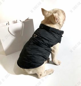 Designer Manteau pour chien Vêtements pour chiens par temps froid Coupe-vent Chiot Veste d'hiver Veste imperméable pour animaux de compagnie Gilet chaud pour animaux de compagnie avec chapeaux pour petits, moyens et grands chiens PS2033