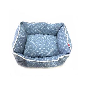 Designer hondennest Klassiek letterlogo Cowboy blauw huisdierbed Zacht en comfortabel Vierkant kattennest Chenery Fadou corgi Grote en kleine warme hondenhuiskennel