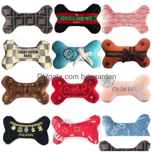 Diseñador de juguetes para perros Fashion Hound Collection Unique Squeaky Plush Bone Pasión para accesorios Cachorros Perros pequeños Fiesta Pografía Drop de Dhtgb