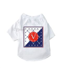 Vêtements de marque pour chiens de marque avec motif de lettres classiques, chemises en coton doux et respirant pour chien, t-shirt d'été pour animaux de compagnie, sweat-shirts pour petits et moyens chiens, marine L A657