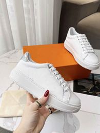 Designer Dubbele Skate Schoenen Luis Mode Sneake Luxe Sport Loopschoenen Mannen Vrouwen Vuttonity Trainers Lage Sneakers V061