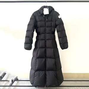 Parka de styliste avec badge brodé court, bloc de couleur, veste épaisse et chaude pour femme, manteau d'hiver, taille 336
