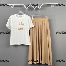 Designer jurk voor vrouwen plus maat rok set nieuw aankomst zomerpak gestreept design t-shirt en rok maat m-xl gratis verzending april04