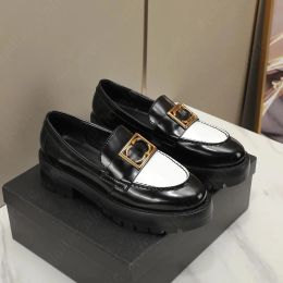 Chaussures habillées de styliste mocassins noirs pour femmes, plate-forme à boucle à carreaux, cuir de vache brillant, baskets épaisses, chaussures de luxe décontractées