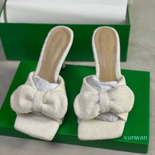 Zapatos de vestir de diseñador Lazo de satén de noche 9 cm Sandalias de tacón sólido de gamuza Verano Blanco Verde Púrpura claro Tacón alto Mujer sexy Tamaño de zapato 35-42 con caja