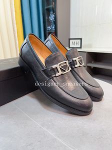 Chaussures habillées de créateur chaussures de luxe en cuir noir chaussures d'affaires plates mocassins de mode chaussures de conduite chaussures de mariage de fête pour hommes
