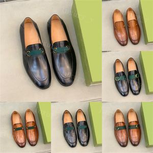 Zapatos de vestir de diseñador Zapatos de cuero para hombres Mocasines con hebilla de lujo Color Negro Marrón Azul Cómodos hombres Brend Zapatillas de deporte casuales tamaño 39-44 con caja