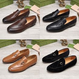 Designer Chaussures Habillées Hommes Mocassins En Cuir Véritable Marron Noir Hommes En Daim Casual Slip On Chaussures De Mariage avec boîte 38-46