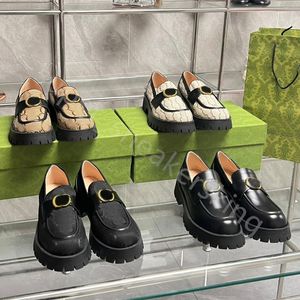 Zapatos de vestir de diseñador Plataforma para mujer Zapatillas de deporte Mocasines Caucho Negro Cuero brillante Chunky Cabeza redonda Zapatilla de deporte Zapato inferior grueso con tamaño de caja 35-40