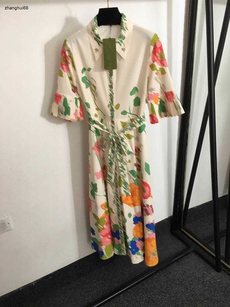 Vestido de diseñador Mujer Marca Ropa para mujer Falda de verano Moda Estilo de campo Logotipo con estampado de flores de colores Vestido de manga corta para mujer 02 de abril