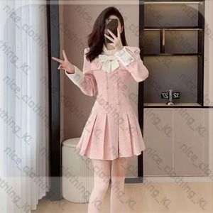 Robes de créateurs Fashion Luxury MAISON DE LURXE de haute qualité Kimono français Small Whitedress Femmes parfumées robes sexy