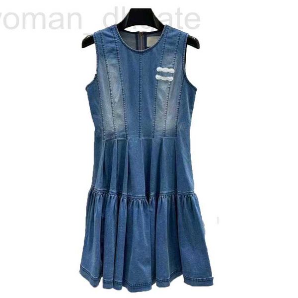 robes de créateurs Vêtements pour femmes Printemps et été Vêtements en denim lavés La marque de luxe représente les robes de jeans de mode en plein air de rue pour femme