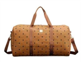 Designer sac de sport marque de luxe femmes sacs de voyage bagages à main hommes sacs à main en cuir pu grand sac à bandoulière fourre-tout 55 cm 003