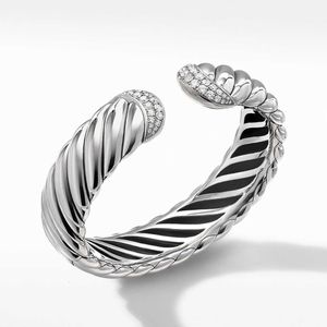 Designer DY Bracelet version correcte Luxe Top Personnalisé Mode Double tête Serpent Sterling Argent Incrusté Bracelet pour Vente Directe Accessoires bijoux