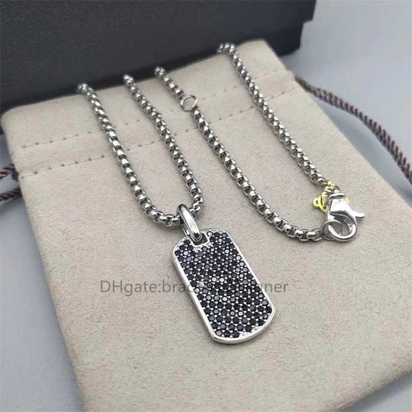 Designer Dy Luxury Top Quality 18K Box Chain Colliers Colliers plaqués Tag de chien rationalisé en argent 925 Bijoux en or Diamants noirs Chaînes de chaîne en argent Mode libre