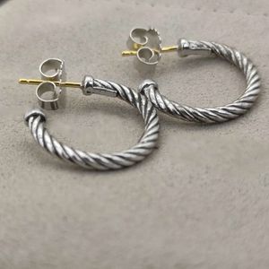 Diseñador Dy Luxury Twisted Pearl HeadDY American Luxury Fashion Brand Jewelry Cable Pendientes de aro en plata de ley para pendientes de mujer Regalo