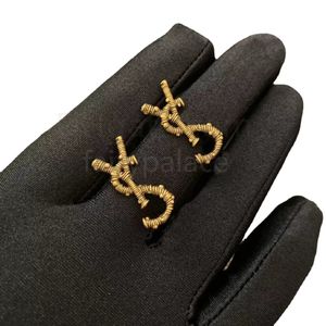 Designer Oorbel Liefde Oorbellen voor Vrouw Merk Eenvoudige Letters Gouden Diamanten Ring Dame Oorbellen Sieraden Oor Stud Accessoire Gift