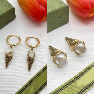 Boucles d'oreilles créatrices Classic Pearl Copper Lettre G Charme Grame de crème glacée Boucles d'oreilles Hoop 18K Gol