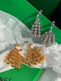 Designer Oorbellen Voor Vrouwen Unieke Gouden Kwastje Oorbellen Ontwerp Gepersonaliseerde Metalen Hanger Voor Feest Bruiloften Sieraden