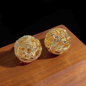 Designer oorbellen loews Luxe sieraden topaccessoires Wollen gebreide bal Gouden oorbellen Design S925 zilveren naald Prachtige oorbellen sieraden kerstcadeau