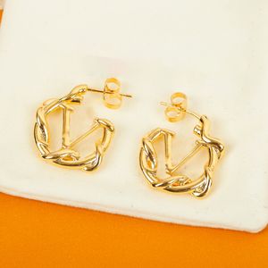 Boucles d'oreilles de créateur de luxe plaqué or 18 carats femmes cadeau pour petite amie accessoires de bijoux classiques