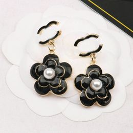 Designer oorbellen Stud Brand Letter Women Flower Pearl Earring Wedding Party Gift Sieraden Accessoires Mixed Style