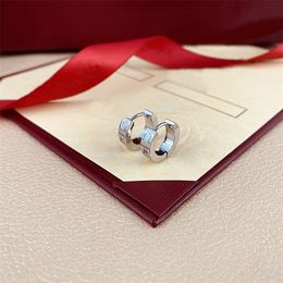 pendientes de diseñador stud encantador Circle Studs Pendientes Mujer Conjuntos de aretes Nuevo anillo de oreja de cristal Celebrity mujer mujer Punk Personalidad gota para el oído regalo del Día de San Valentín